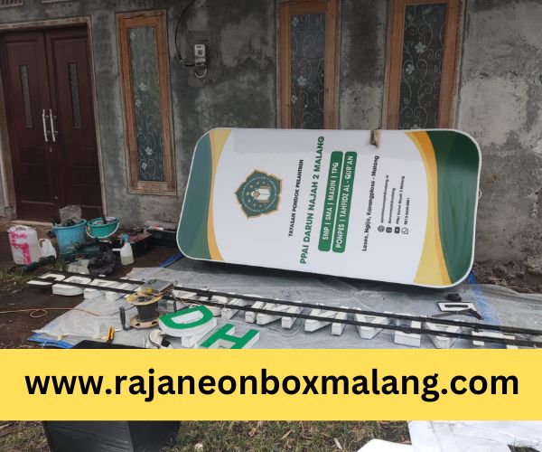 jasa bikin neon box murah di malang