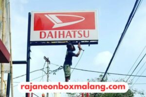 Kesalahan Saat Memesan Neon Box untuk Usaha